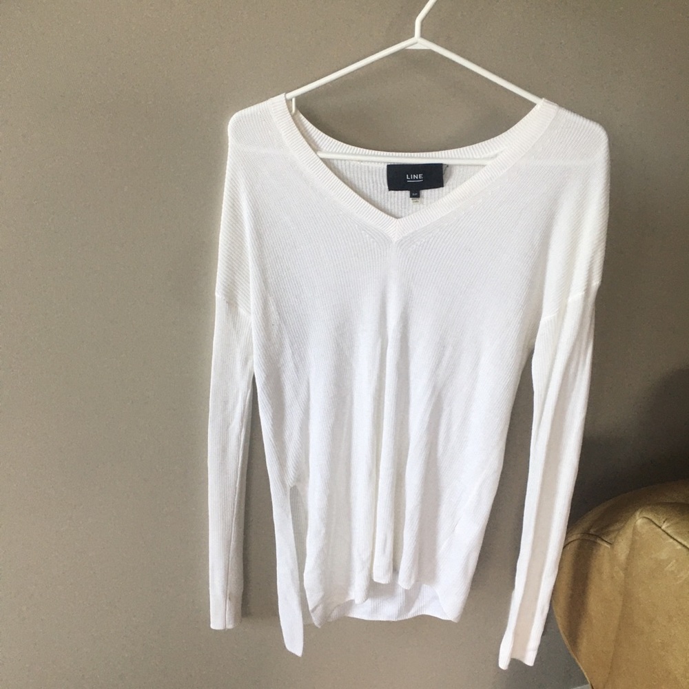 Line knit sweater